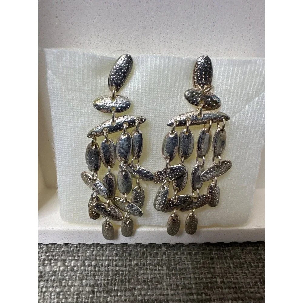 Trendsetter Dangling Pierced Earrings Silver Tone Cascading Leaf Design Fashion - Picture 2 of 3